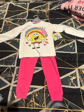 SpongeBob Squarepants Cream Top with Pink Pants Pajama Set